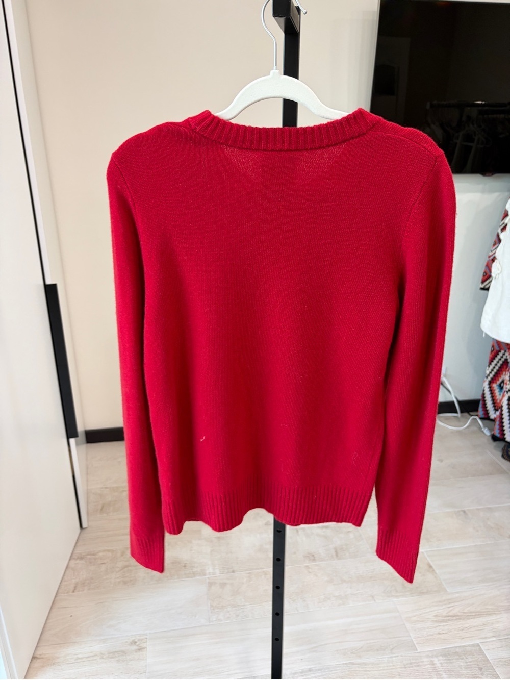 Farm Rio: Tropical Red Knit Sweater - Picture 6 of 8
